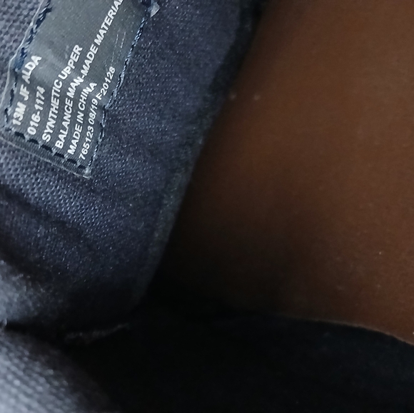 J.Ferrar Memory Foam Size 12M $35 - Picture 6 of 7